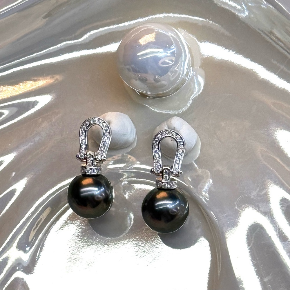 EPT16 Australian Tahitian Charcoal 10-11mm Pearl Horseshoe Earrings 18K WG S925 - Picture 7 of 16